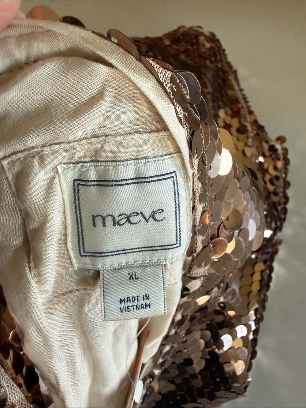 Maeve Short-Sleeve Gold Sequin Swing
Mini Dress - Picture 7 of 11